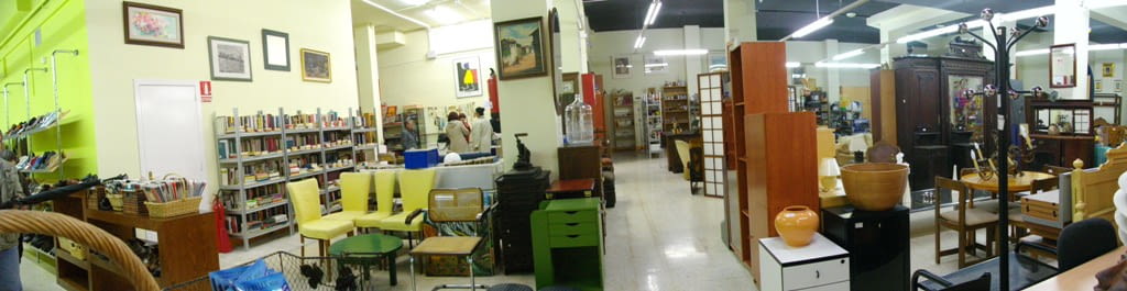 Fundació Engrunes ha obert un mercat de segona mà
